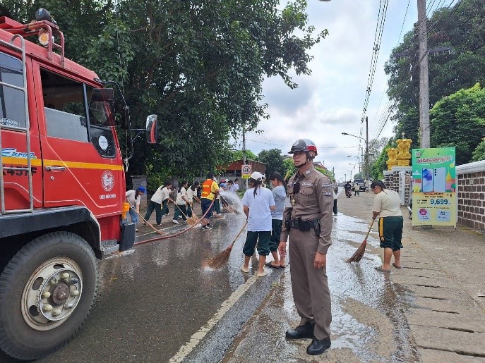 วันที่ 5 ธันวาคม 2567 เวลา 09.00 – 11.00 น. ชุดปฏิบัติการจราจร สภ.แม่สะเรียง อำนวยความสะดวกการจราจรโครงการ "จิตอาสาพัฒนาชุมชน" รวมหัวใจจิตอาสาเพื่อสังคมไทย